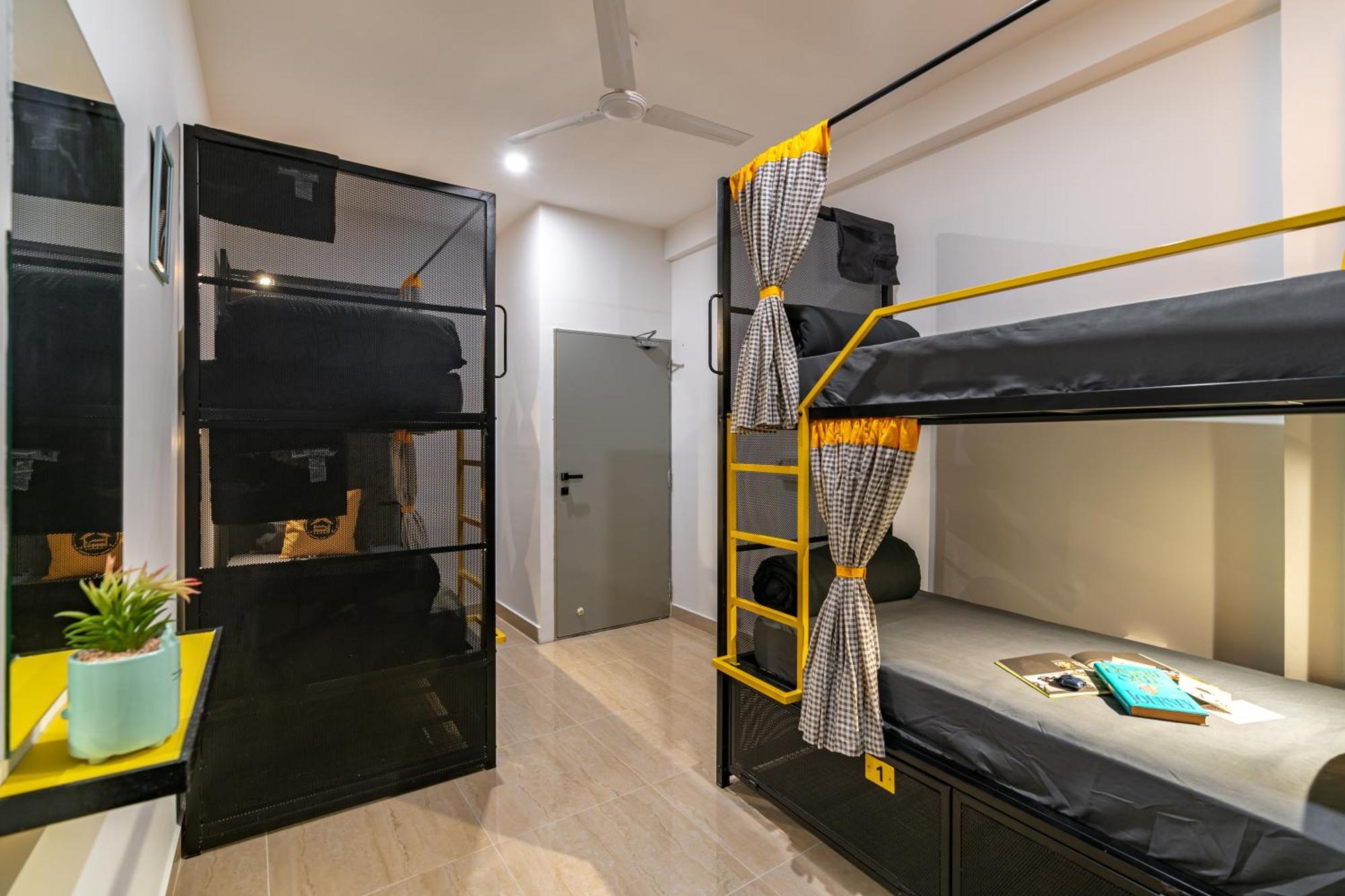 The Hosteller Bangalore, Koramangala エクステリア 写真
